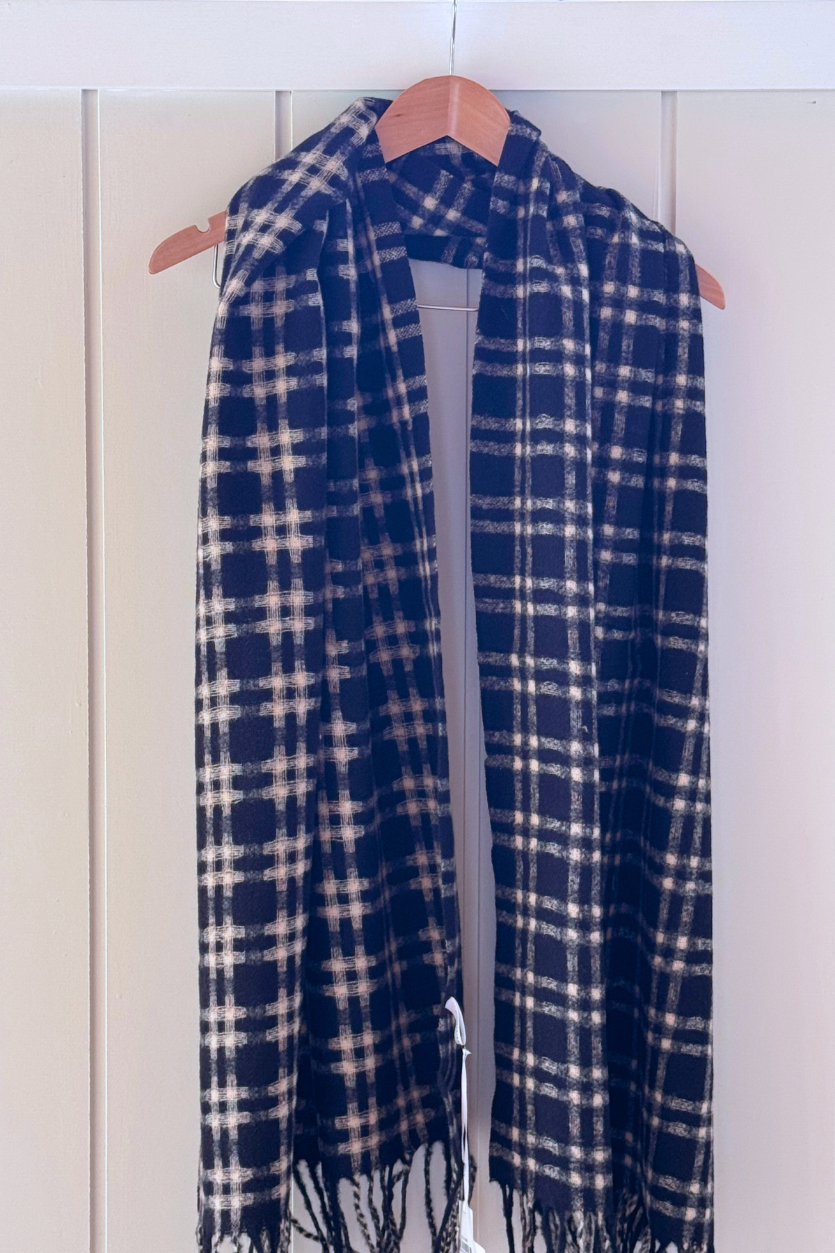 Scarf - Noughts and Crosses