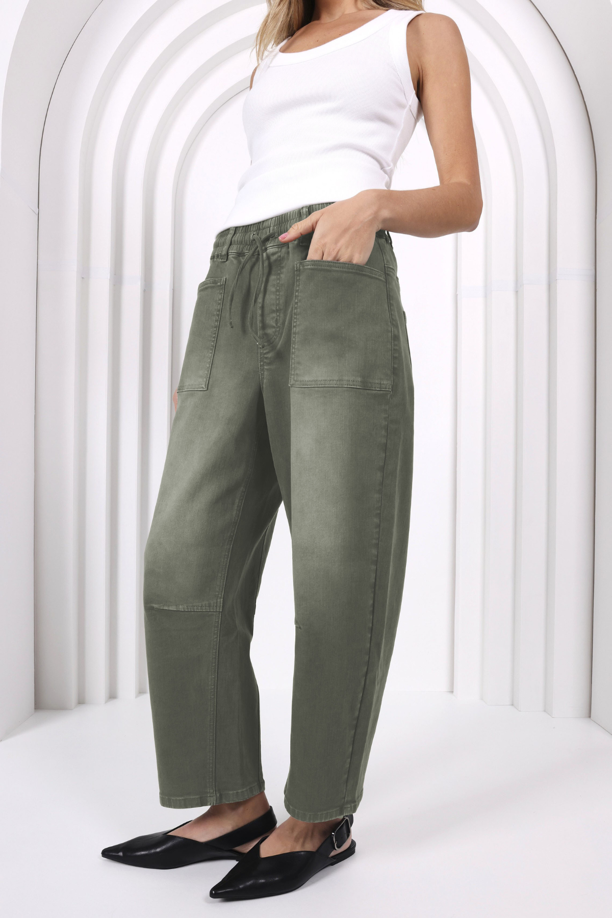 Monaco "Leo" Barrel Leg Jeans - Khaki Denim