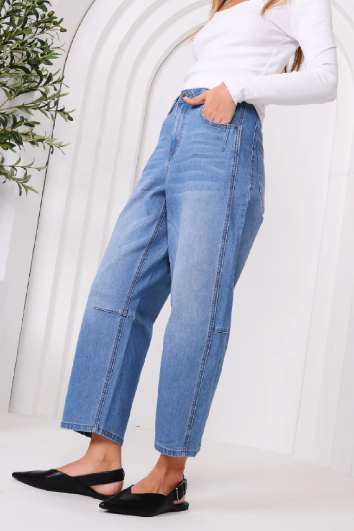 Monaco "Toni" Barrel Leg Jeans -Light Blue