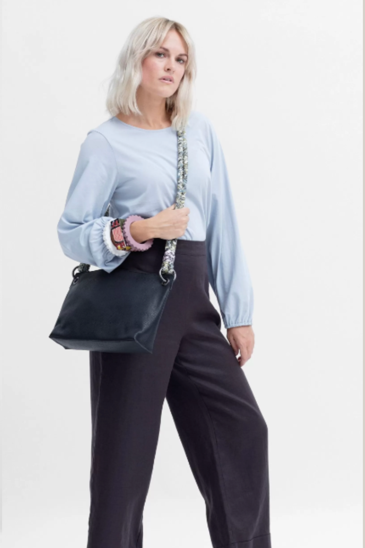 Jalta Small Bag with FREE Elk Logo Strap