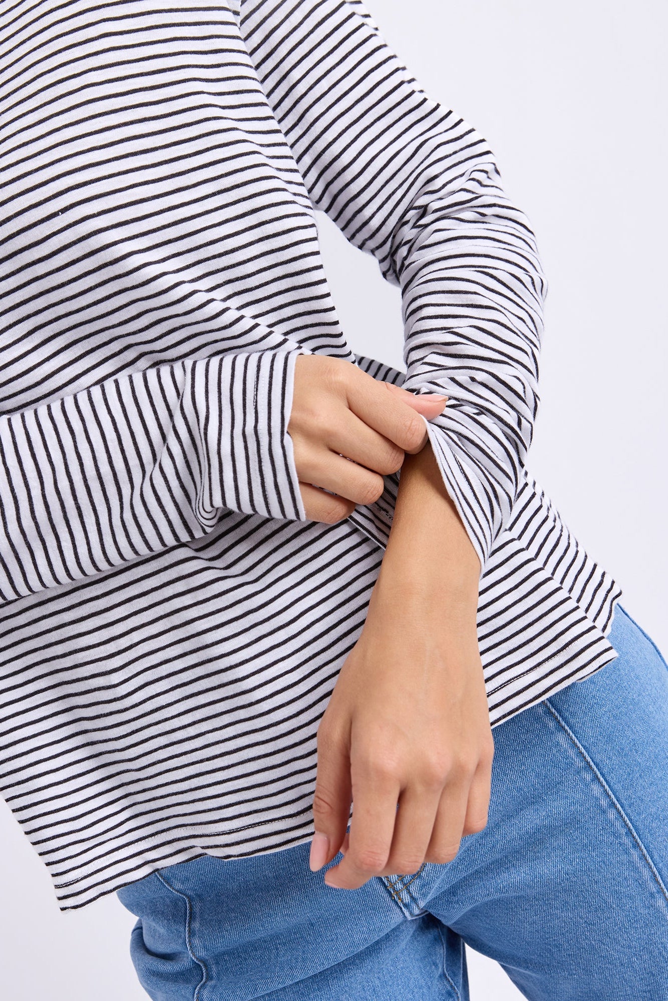 Foxwood Hutch Ls Tee - Wht/Black Stripe