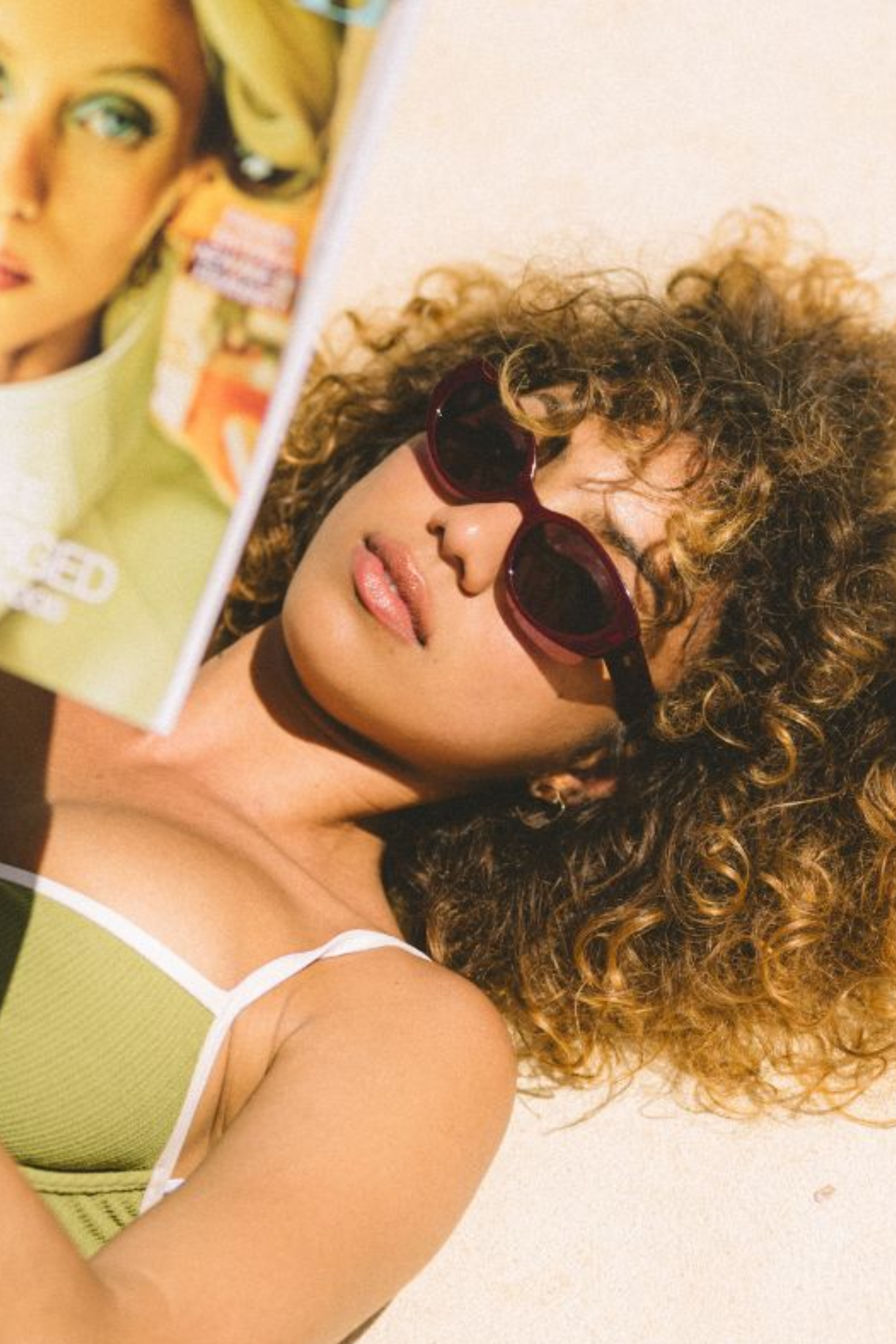 Aura Sunglasses - Berry/Grey