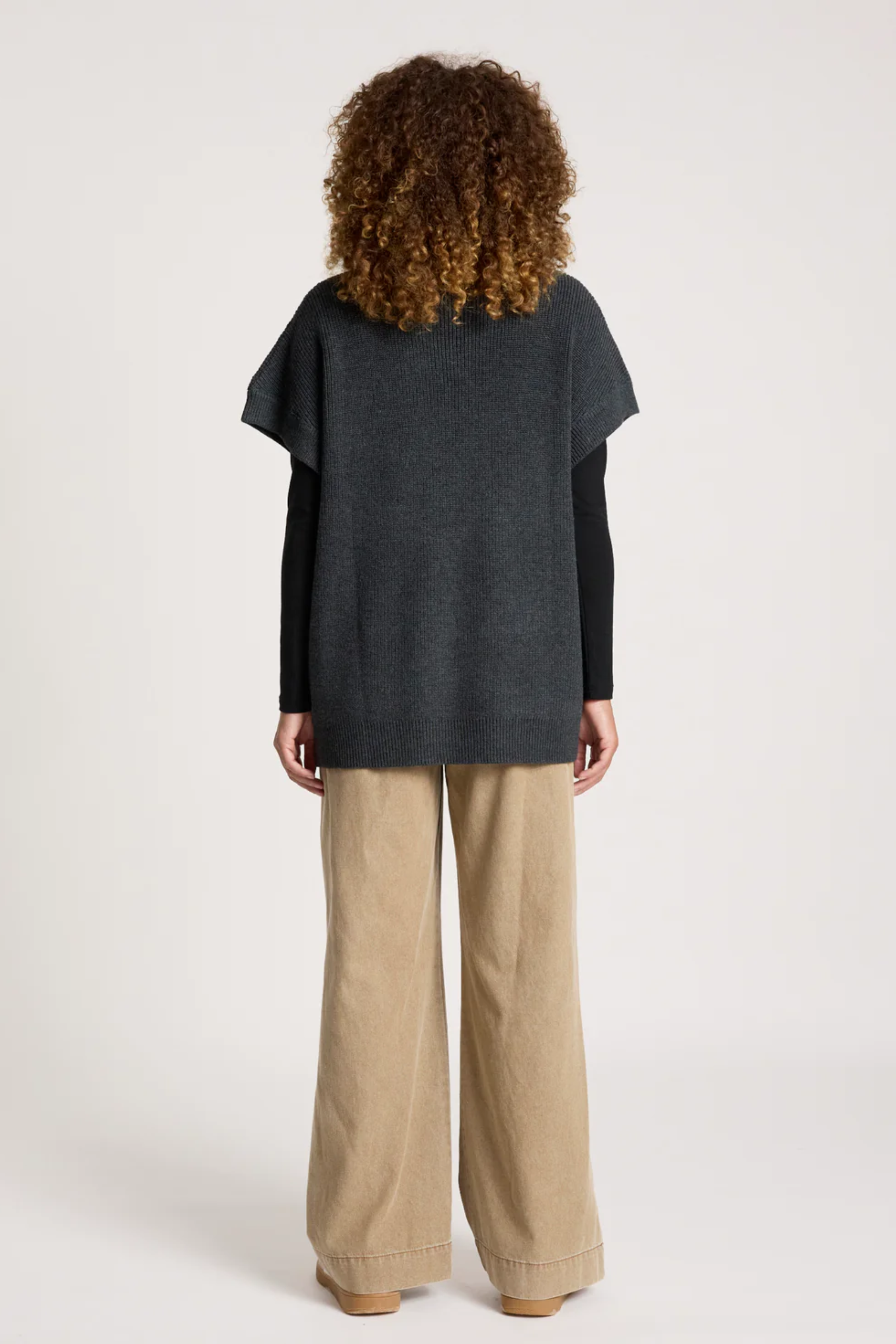 Berber Vest Cardigan - Char