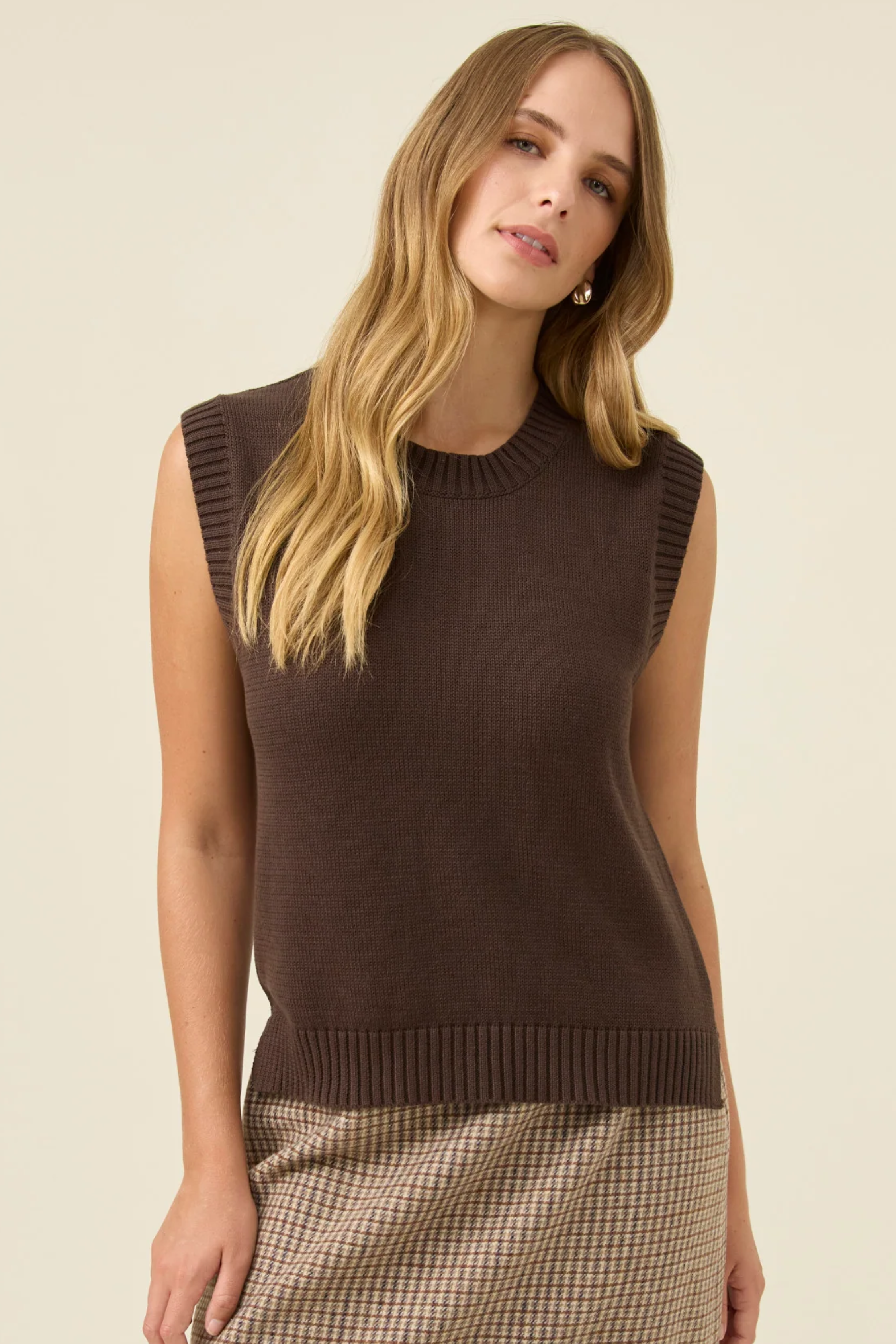 Darby Knit Vest - Chocolate