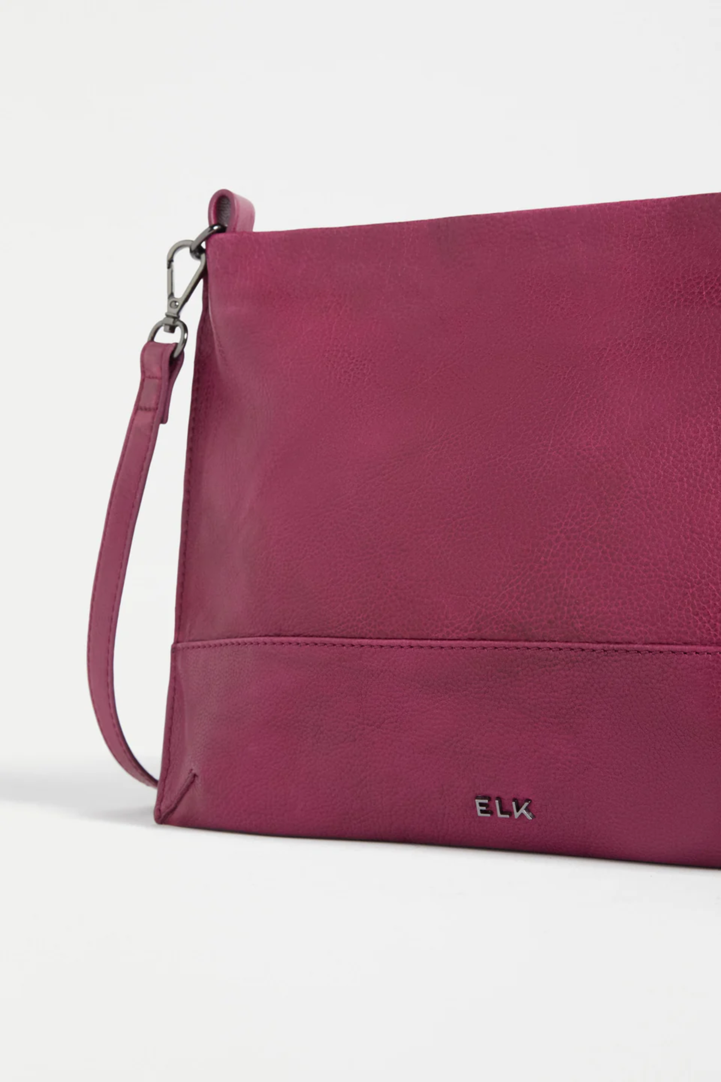 Elk Dionn Crossbody - Fuchsia