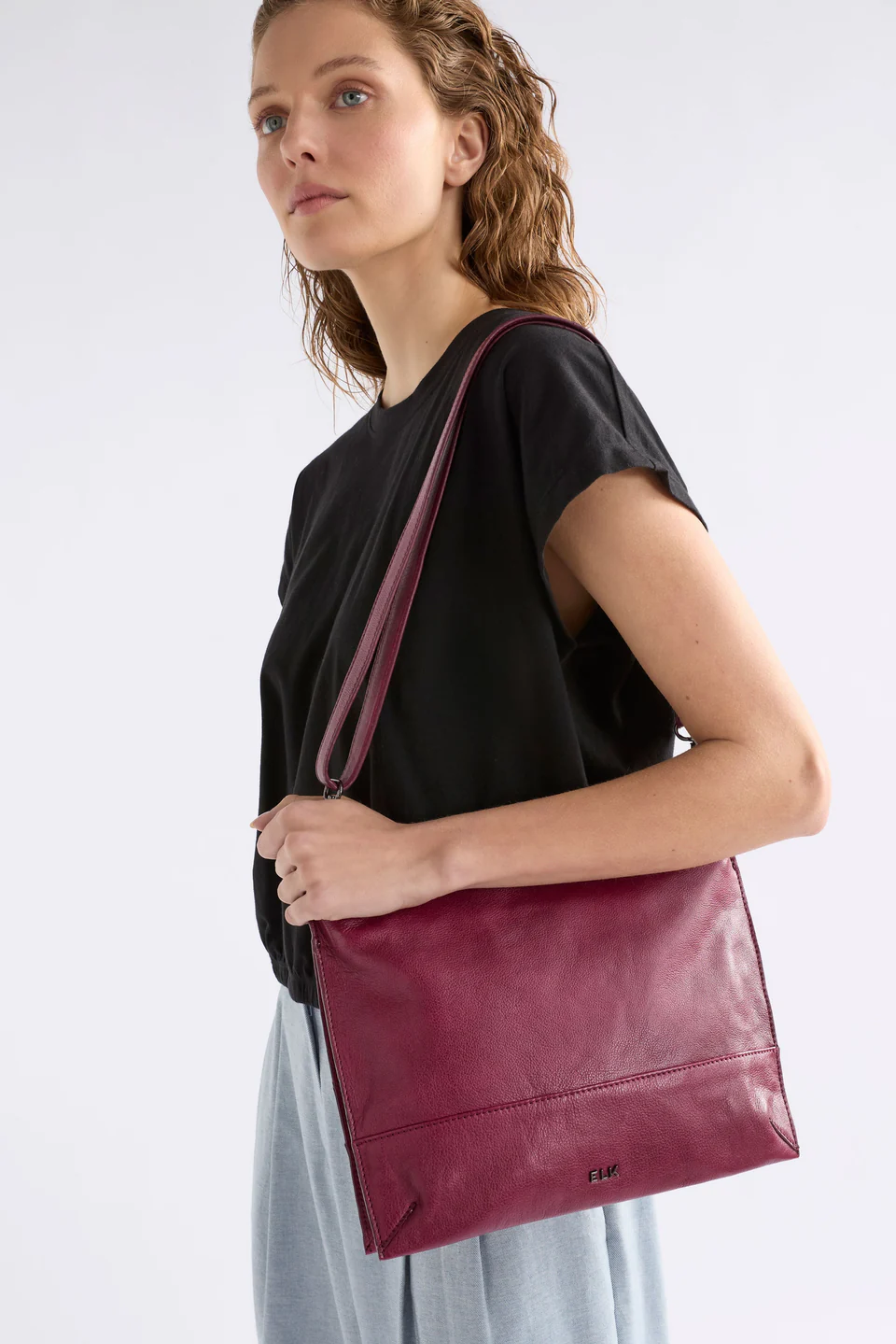 Elk Dionn Crossbody - Fuchsia
