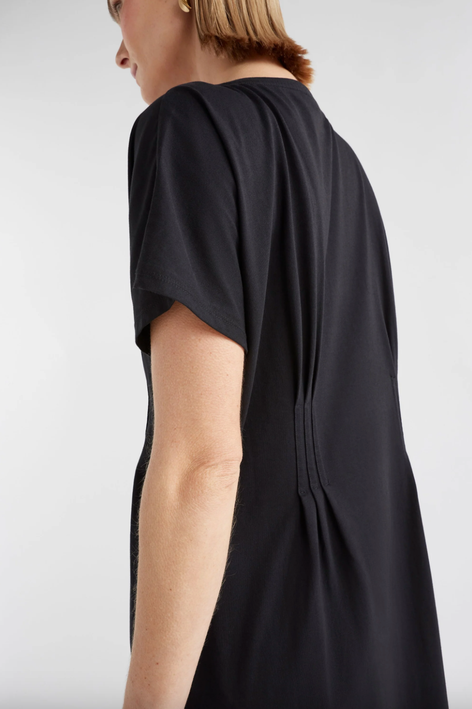 Elk Enda Tshirt Dress - Black