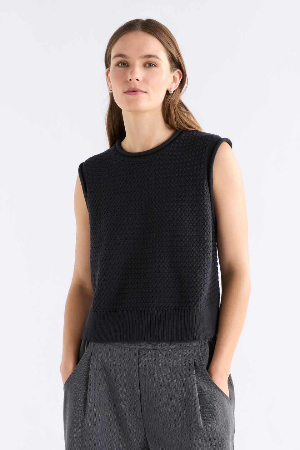 Elk Naya Knit Vest - Black