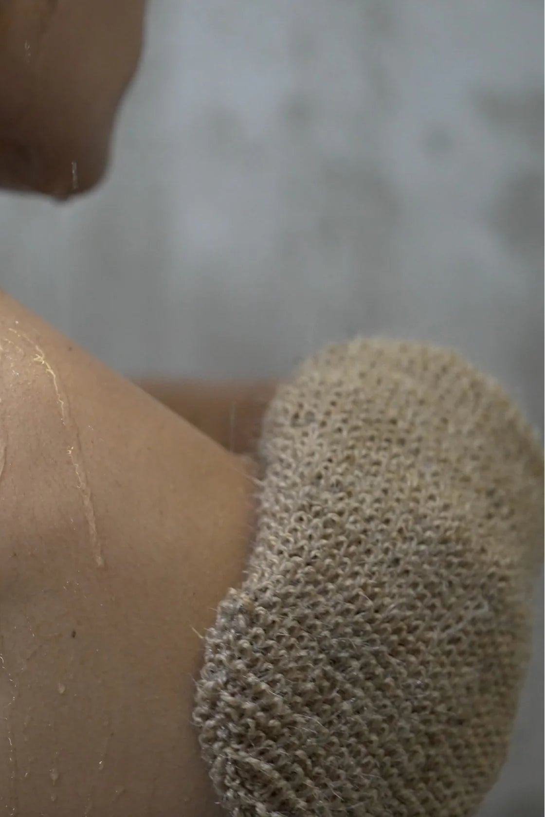 Salus Body Exfoliation Mitt