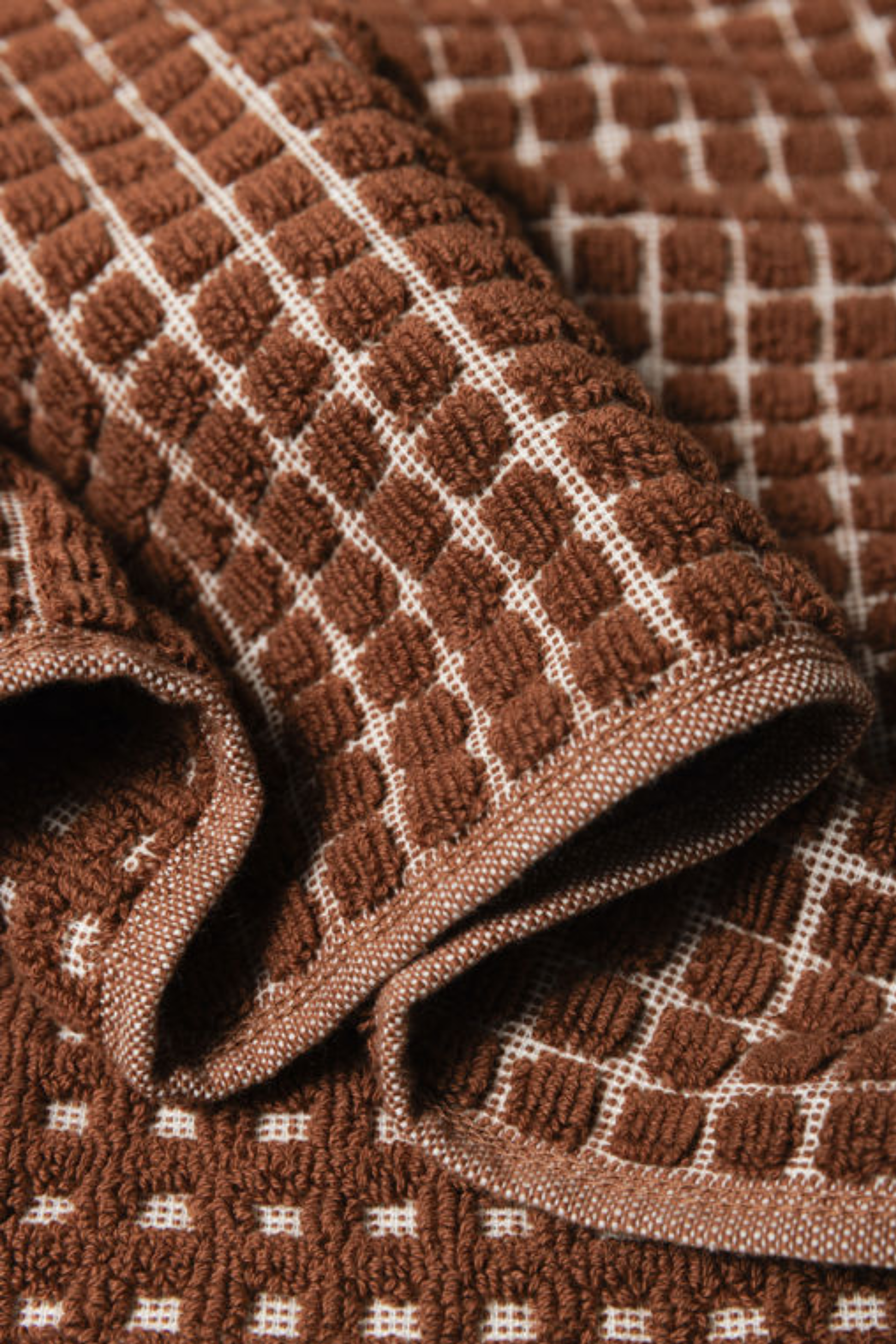 Nero Cotton Bath Towel - Paprika/Cream