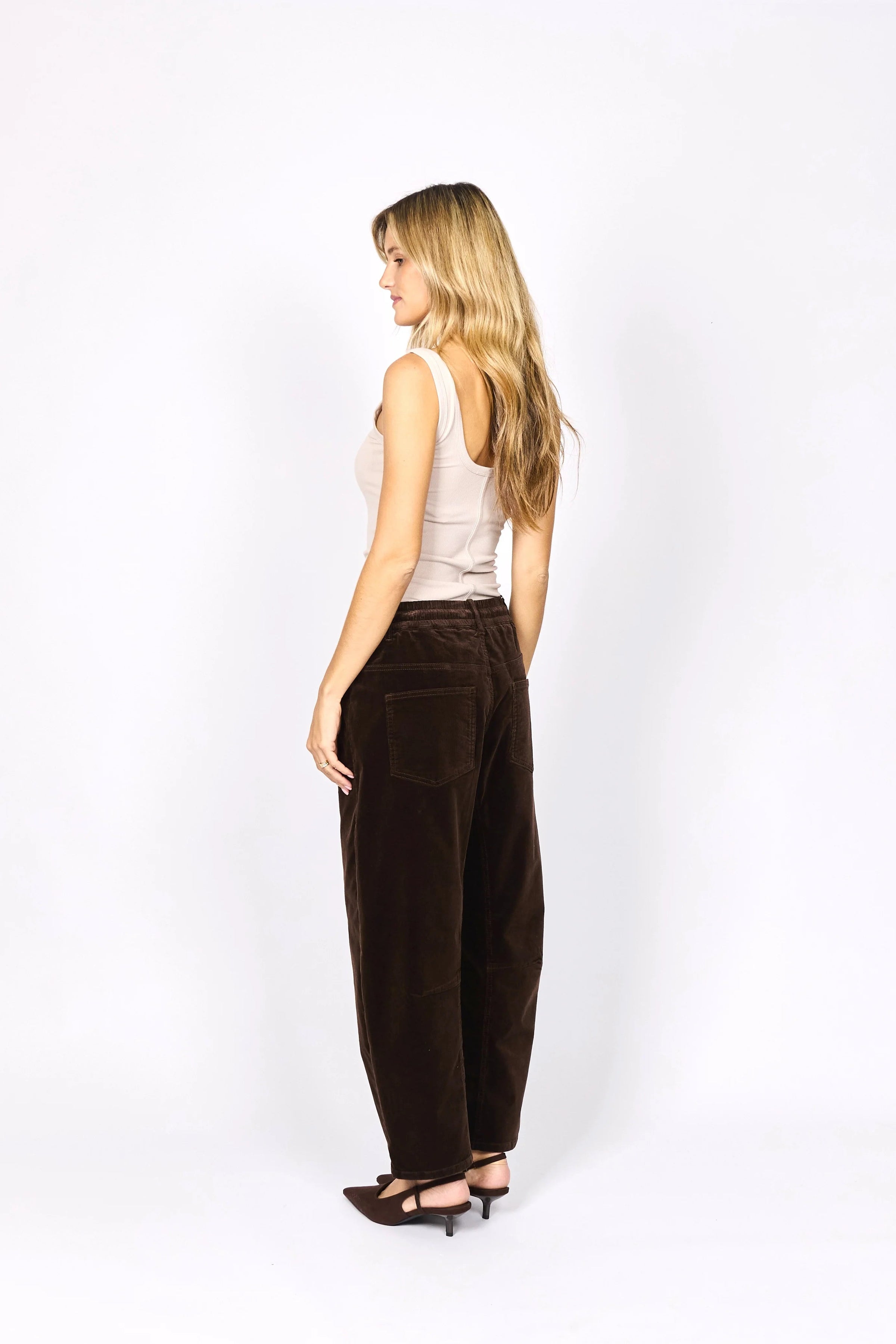 leo Barrel Cord Jeans - Chocolate