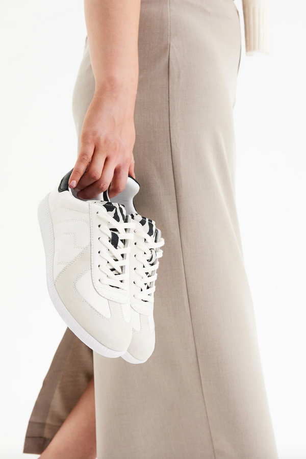 Pace Sneaker - White/Zebra