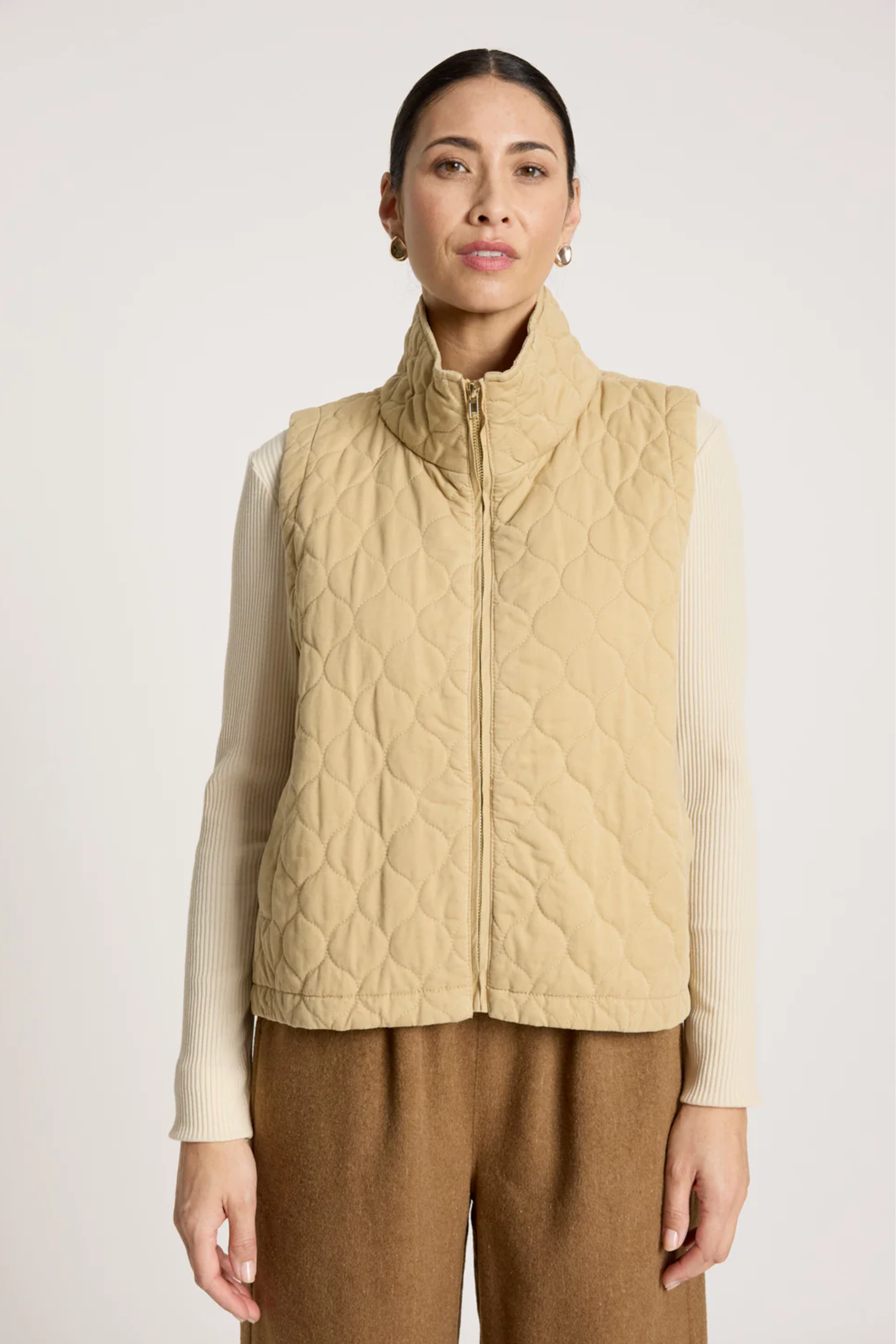 Sansi Quilted Crop Vest - Dune