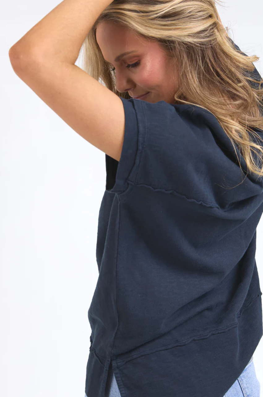 Foxwood Allison Tee - Dark Sapphire