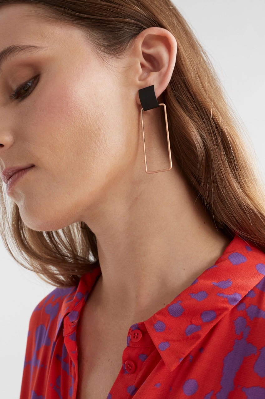 Elk Kvad Earring - Black