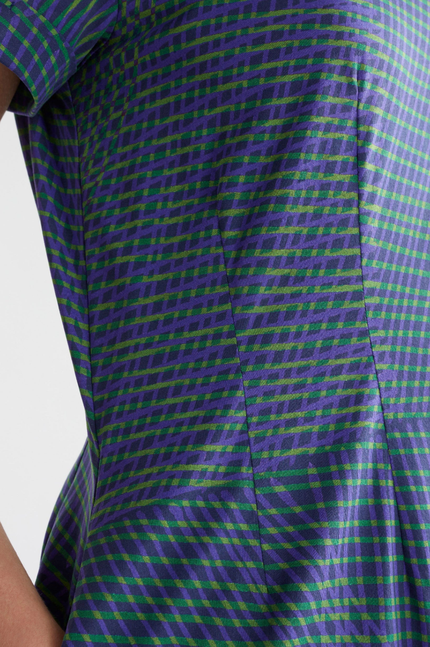 Elk Hanen Jersey Dress - Lineal Print