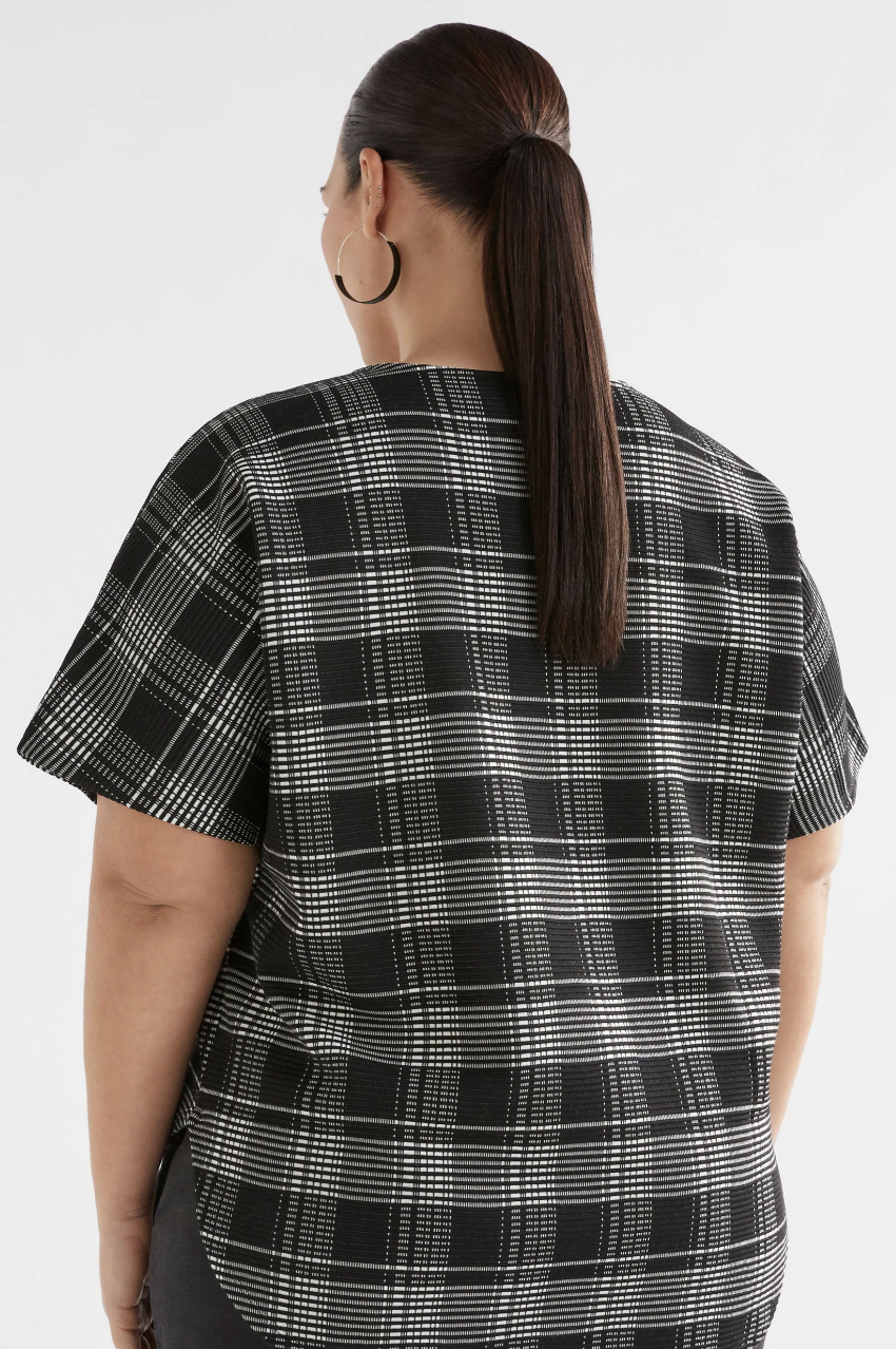 Elk Mairea Tshirt - Black/White