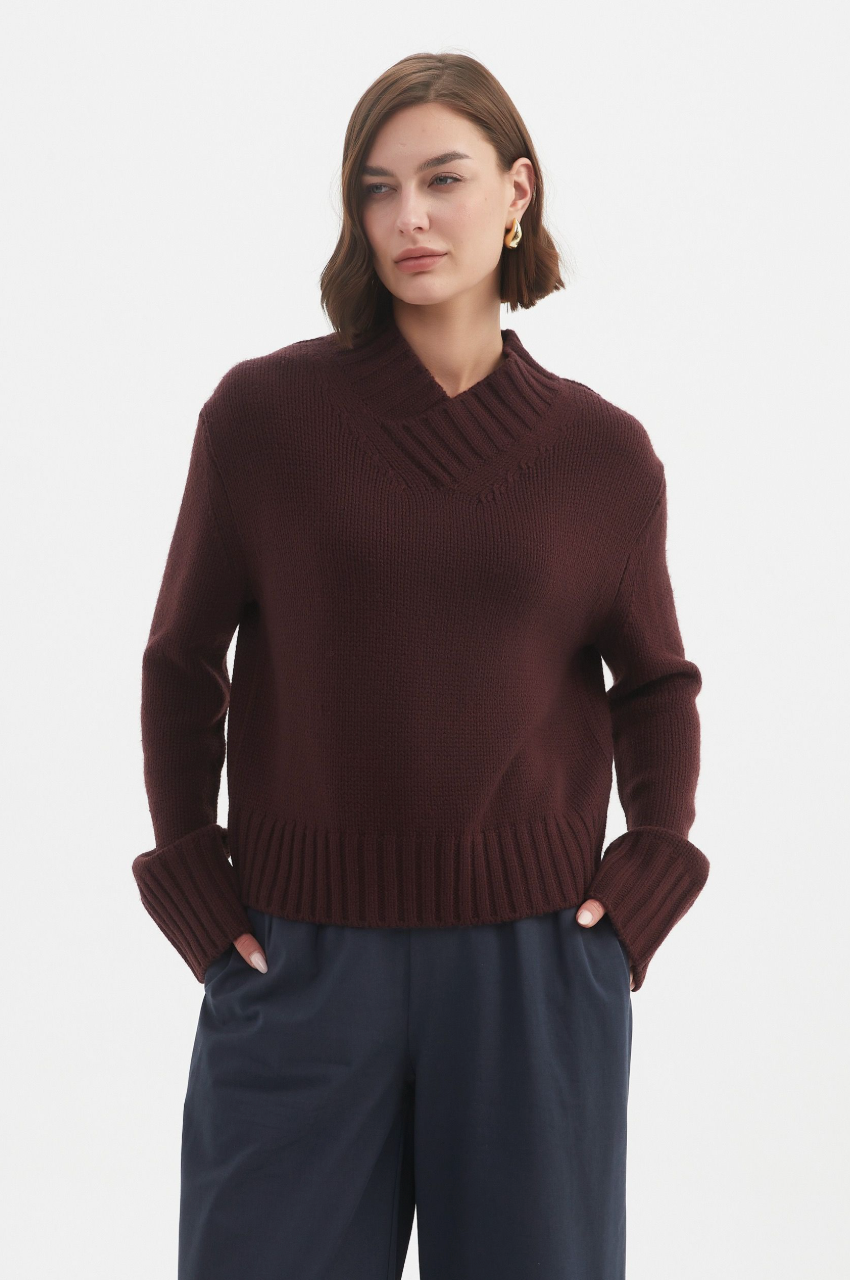 Crossover Collar Knit - Aubergine