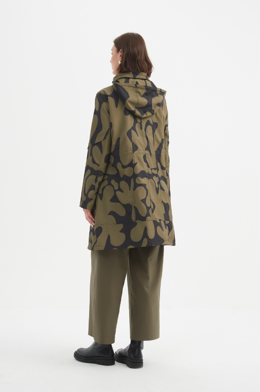 Adjustable Waist Print Parka - Moss/Blk Blot Print