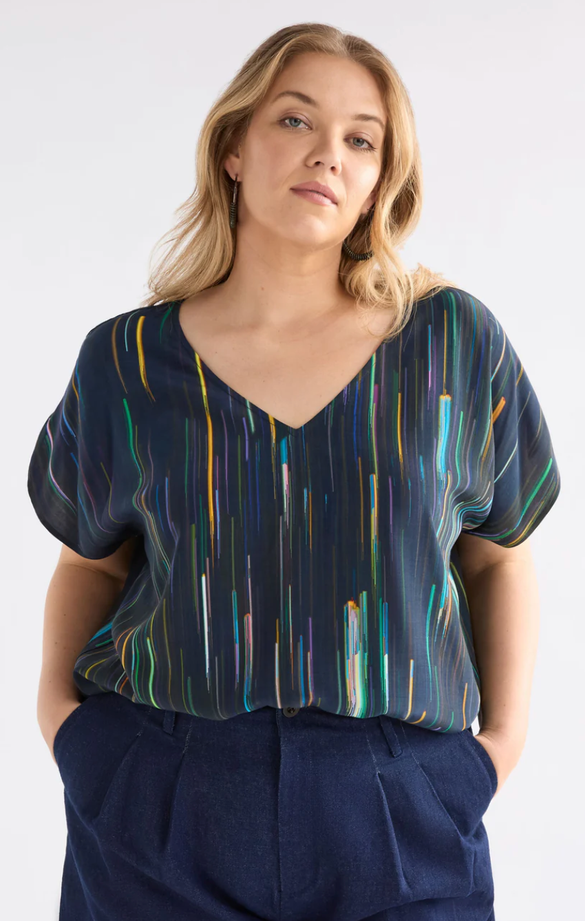 Elk Kayra V Neck Top - Alinea Print