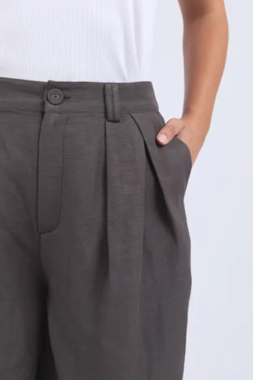 Foxwood Peyton Short - Charcoal