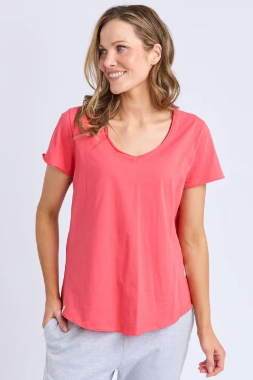 Elm Pima Vee Tee - Cayenne