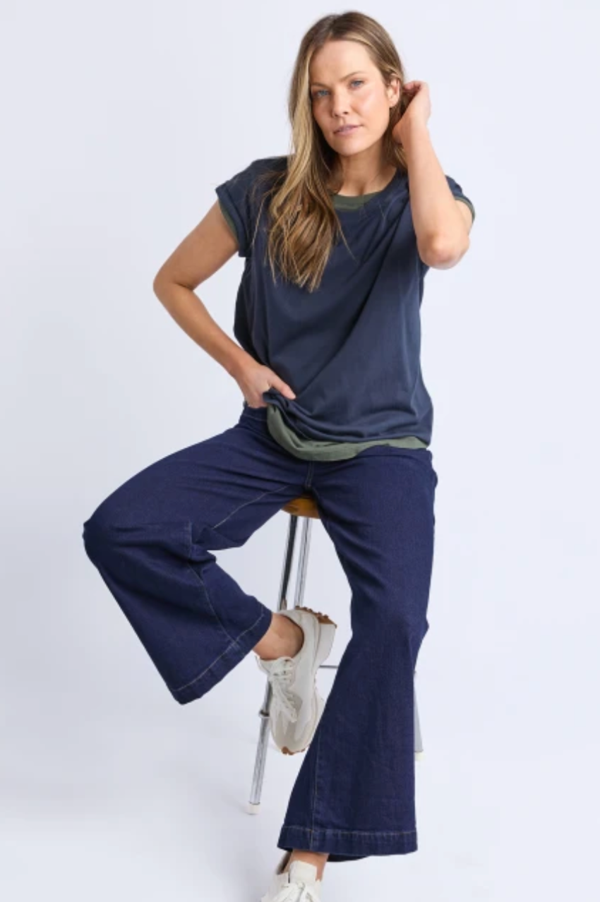 Foxwood Manly Tee - Navy