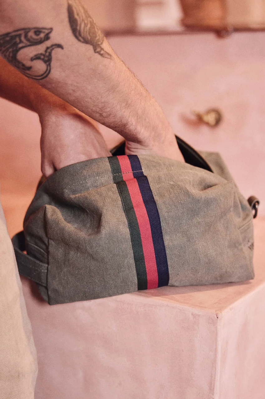 Escapee Toiletries Bag - Khaki