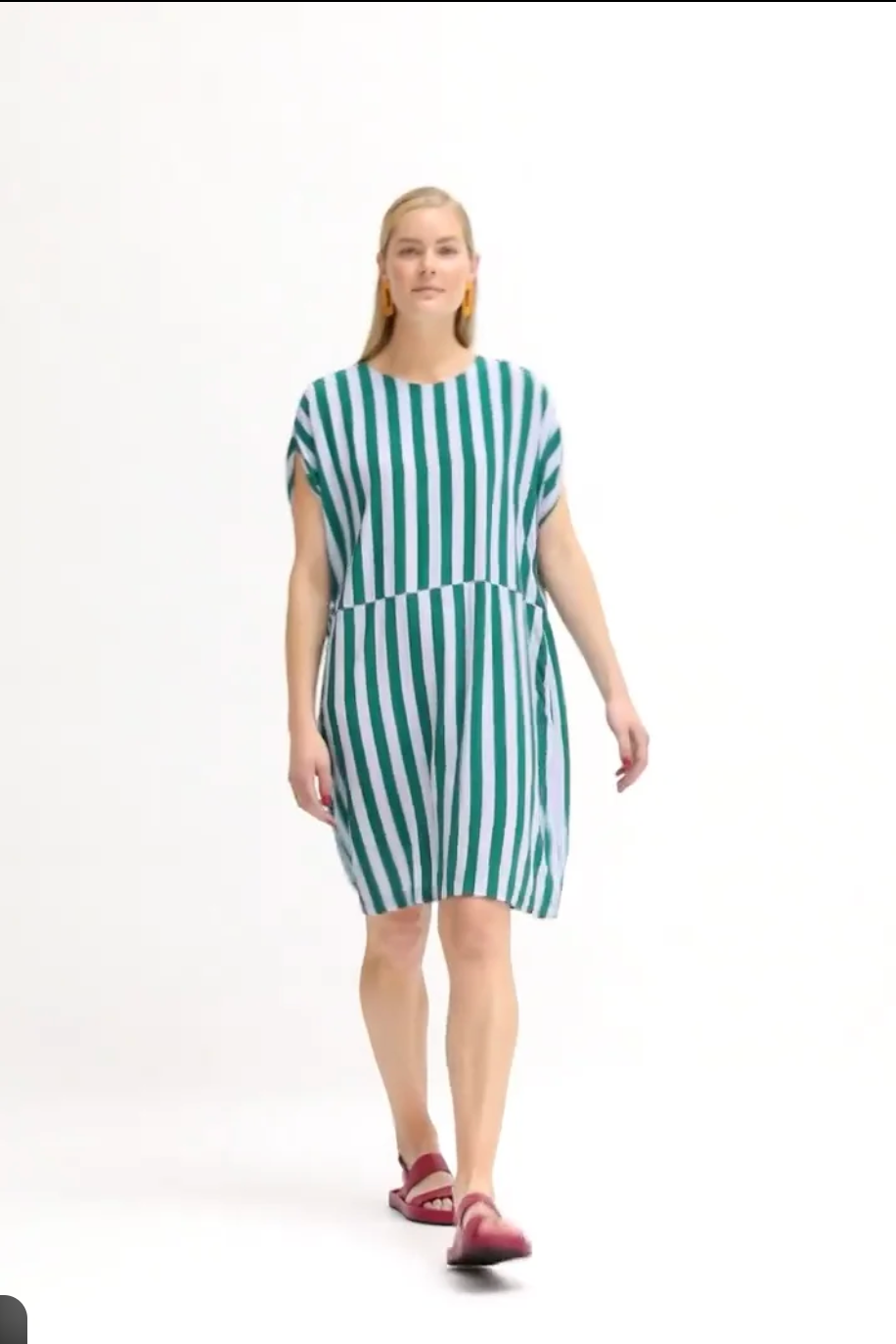 Maika dress lavender/green SIZE 16.