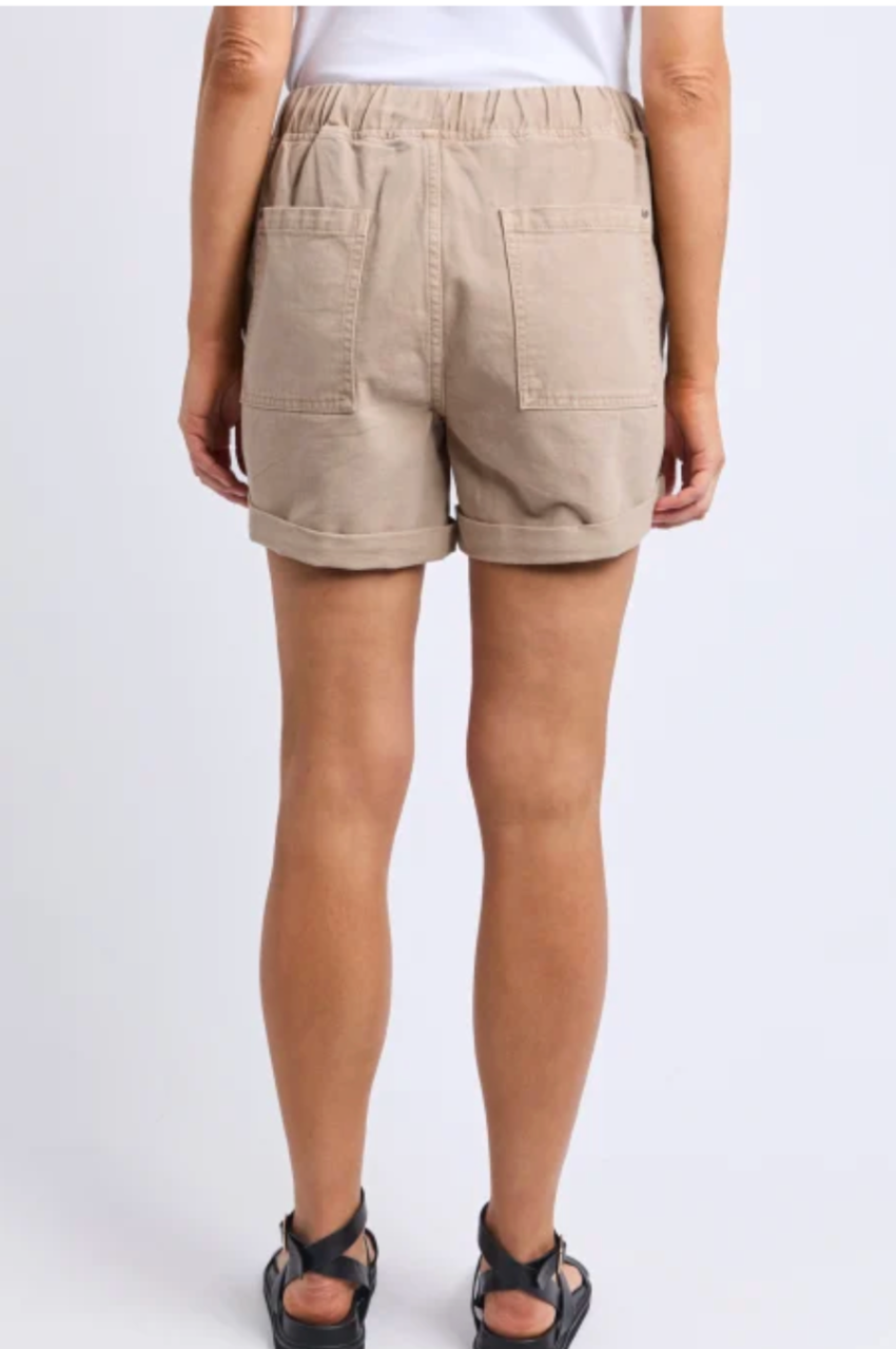 Elm Emma Relaxed Short - Latte