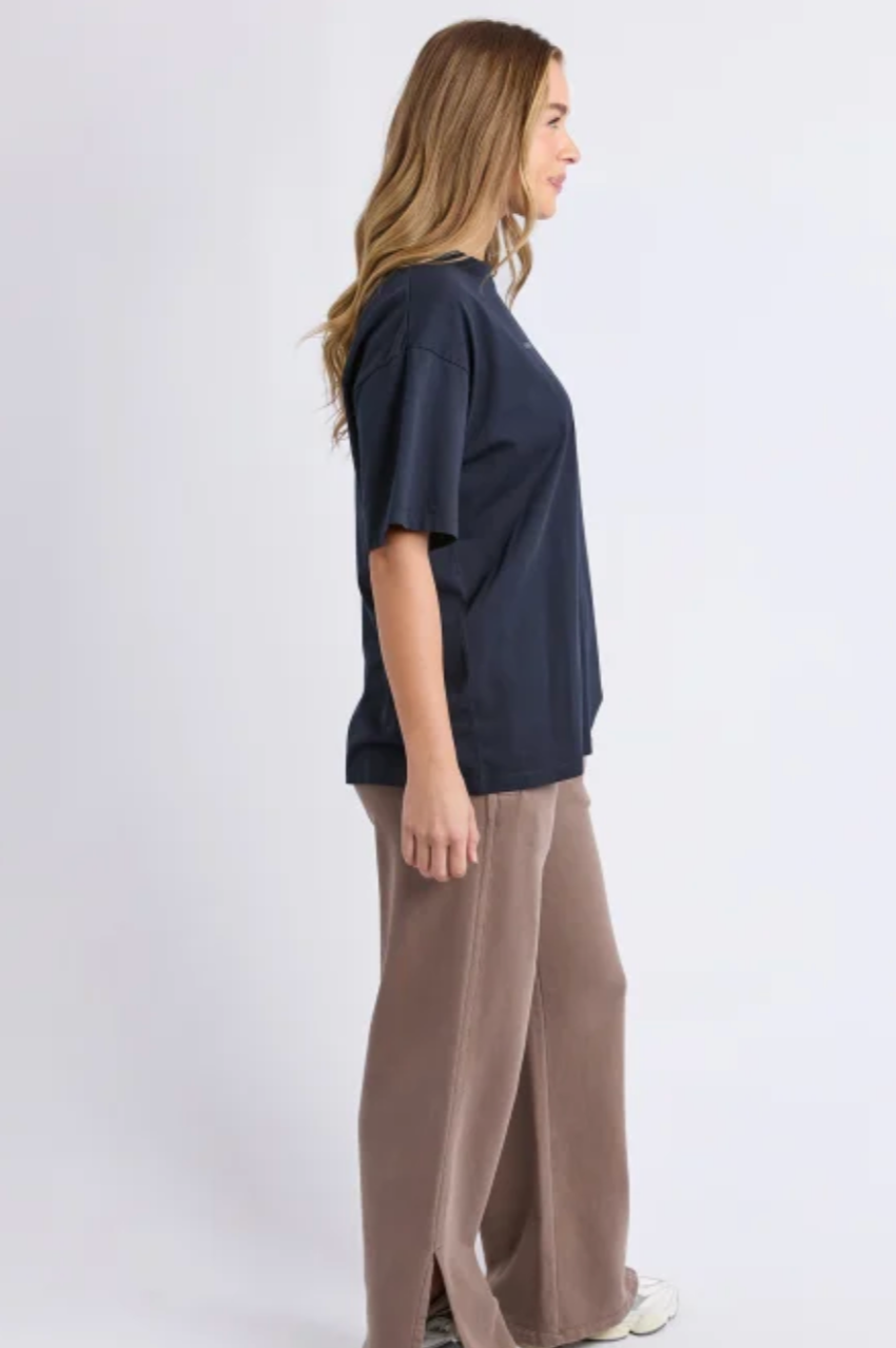 Foxwood Captain Tee - Ink