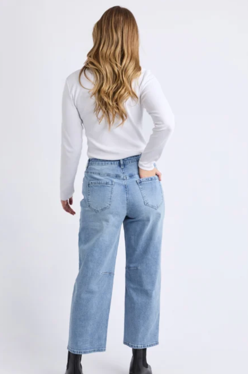 Foxwood Ambrose Barrel Jean - Lt Blue