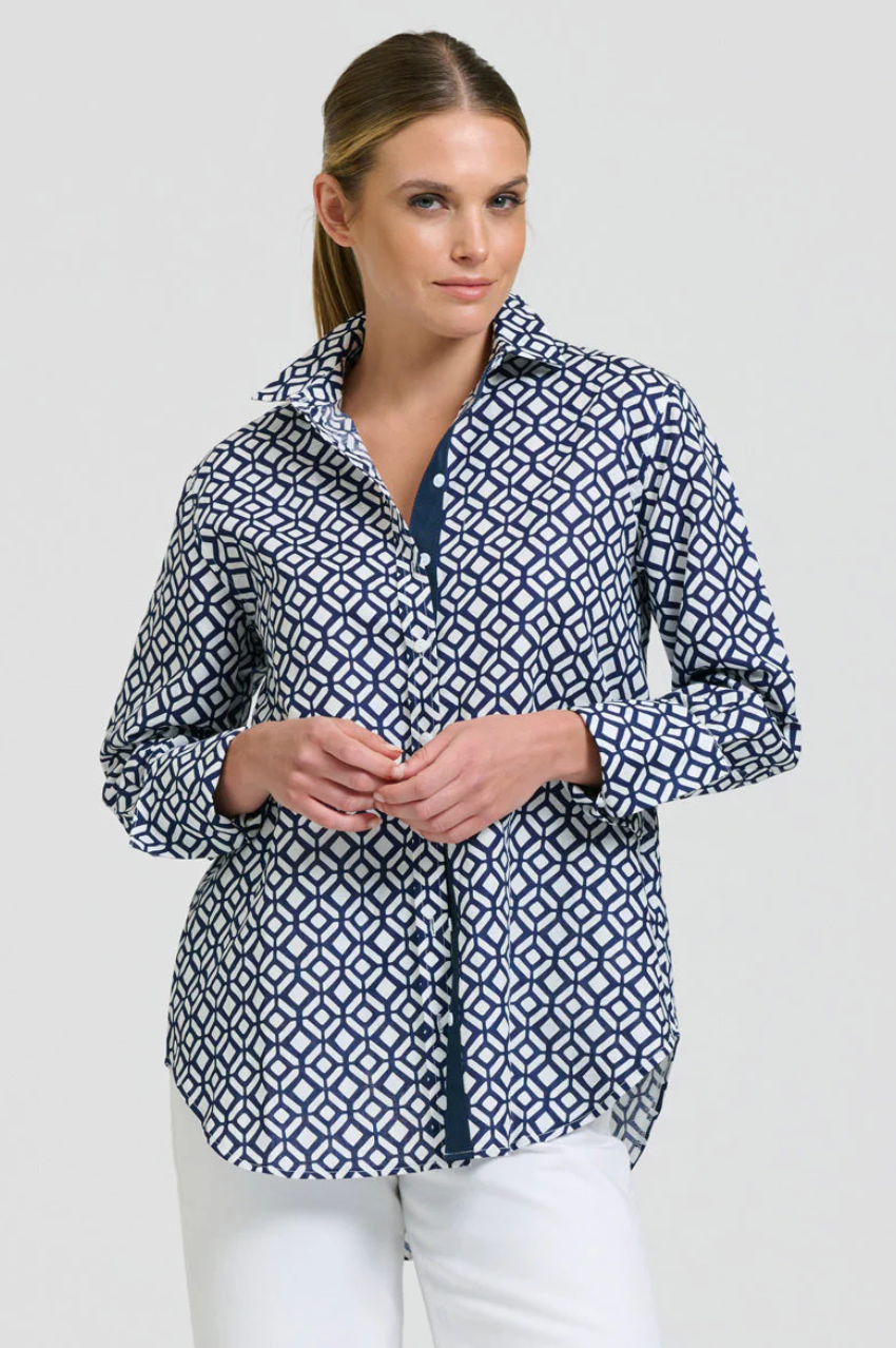 Elodie Girlfriend Shirt - White/Navy