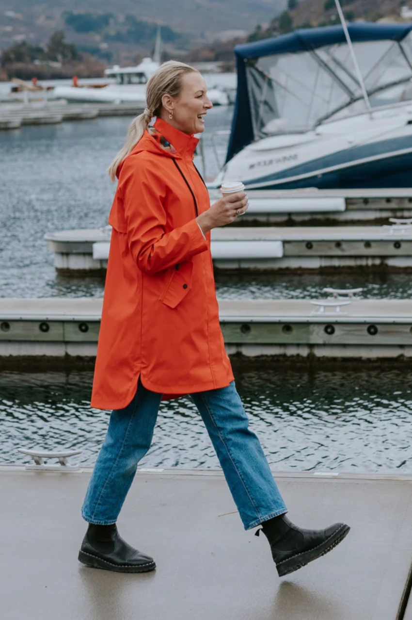 Moke Billie Raincoat - Cherry Tomato/Evie Animal