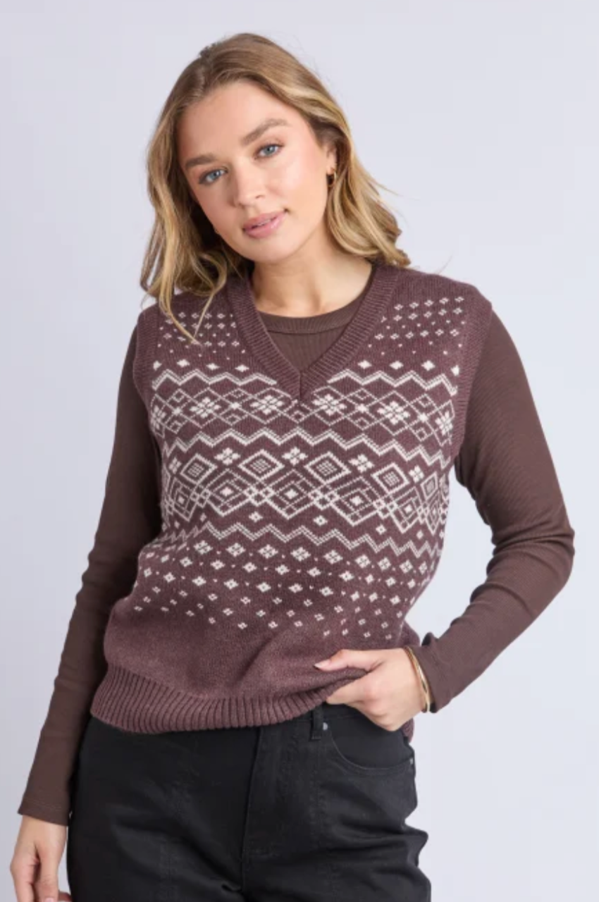 Nordic Vest - Choc/White