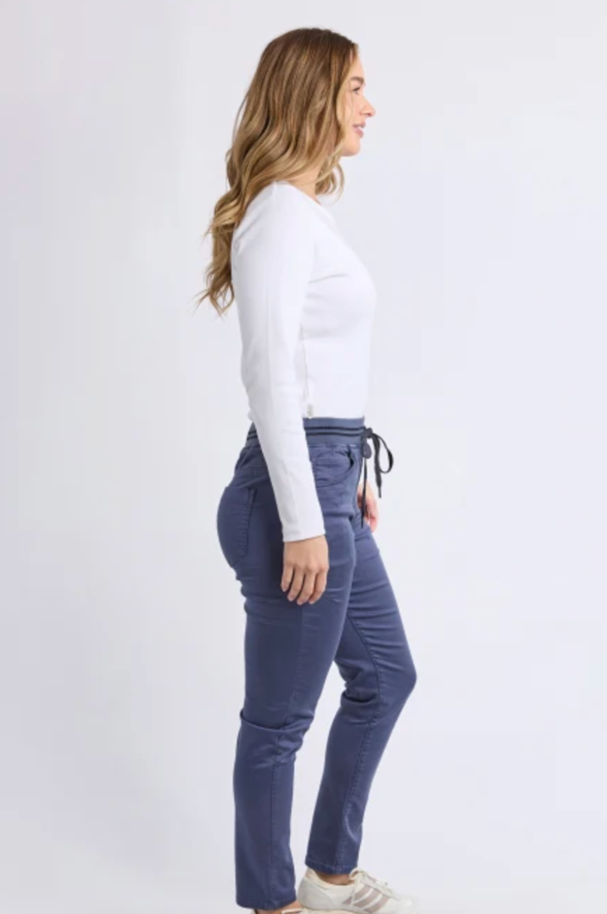 Foxwood Sylvia Jogger - Country Blue