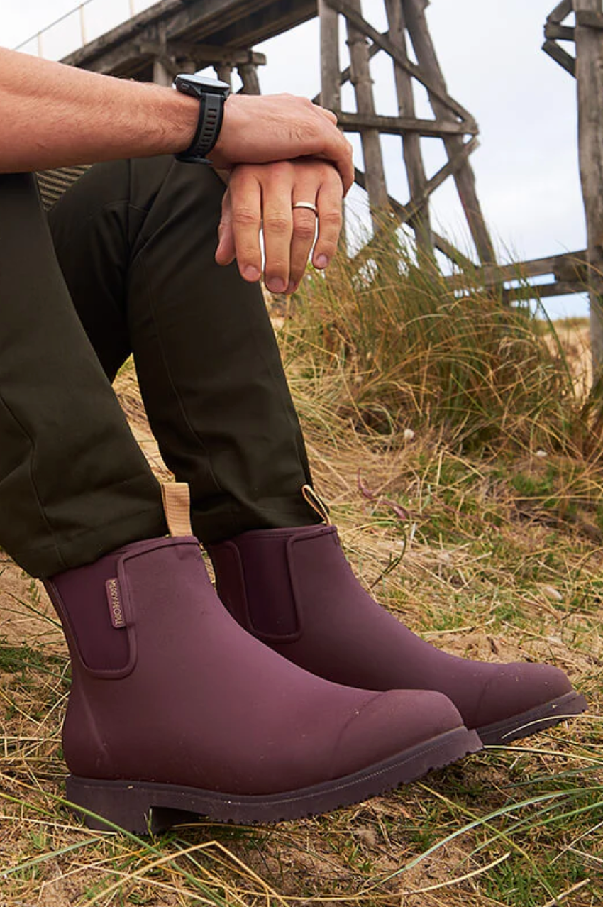Merry People Bobbi Gumboots/Rainboots - Dark Cherry