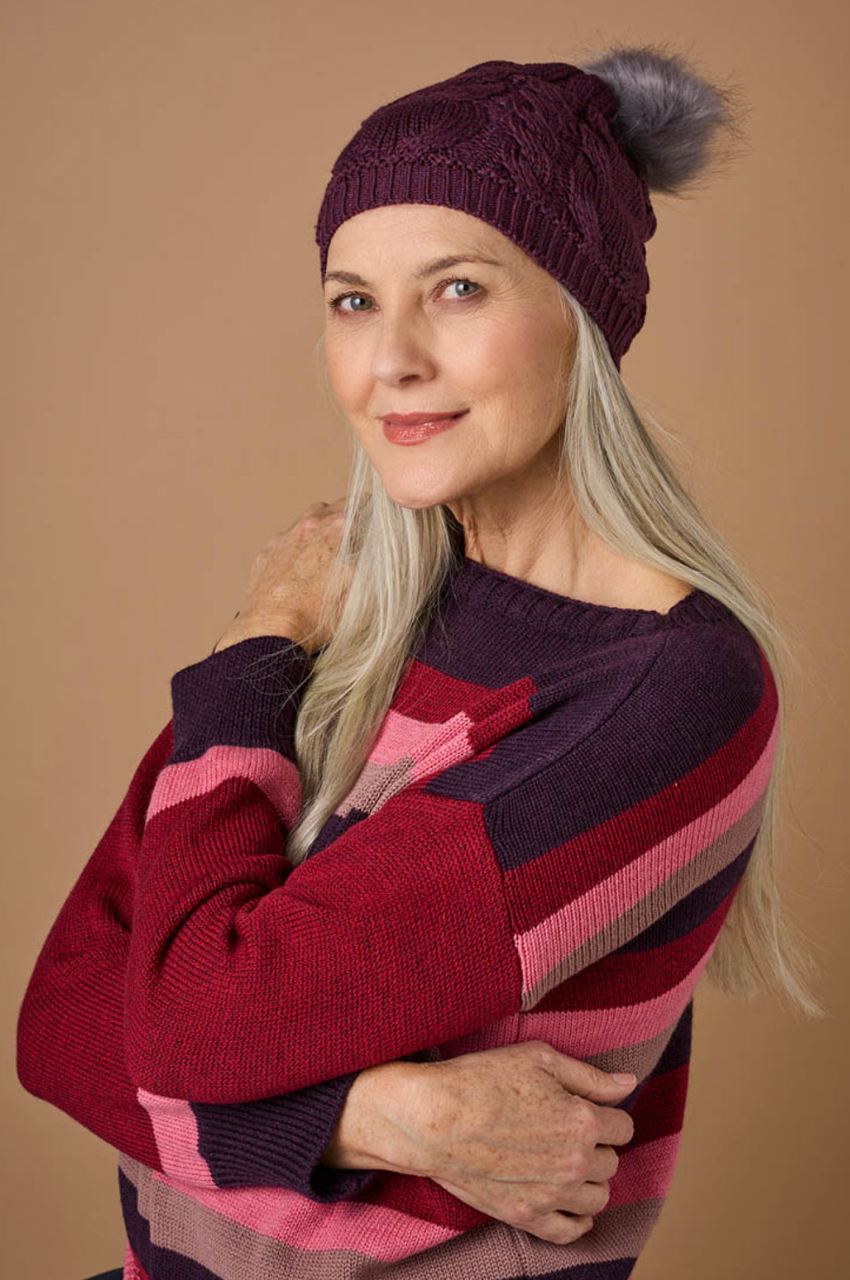 Valentina Cable Beanie/Pom Pom