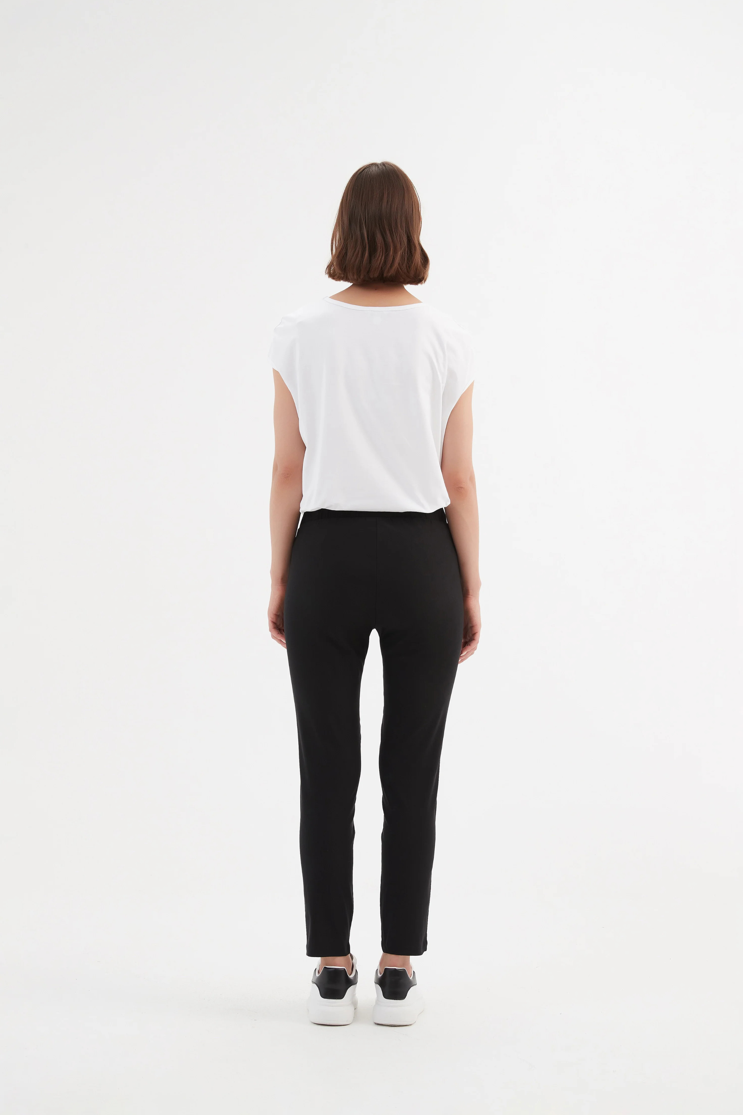 Straight Crop Pant - Black