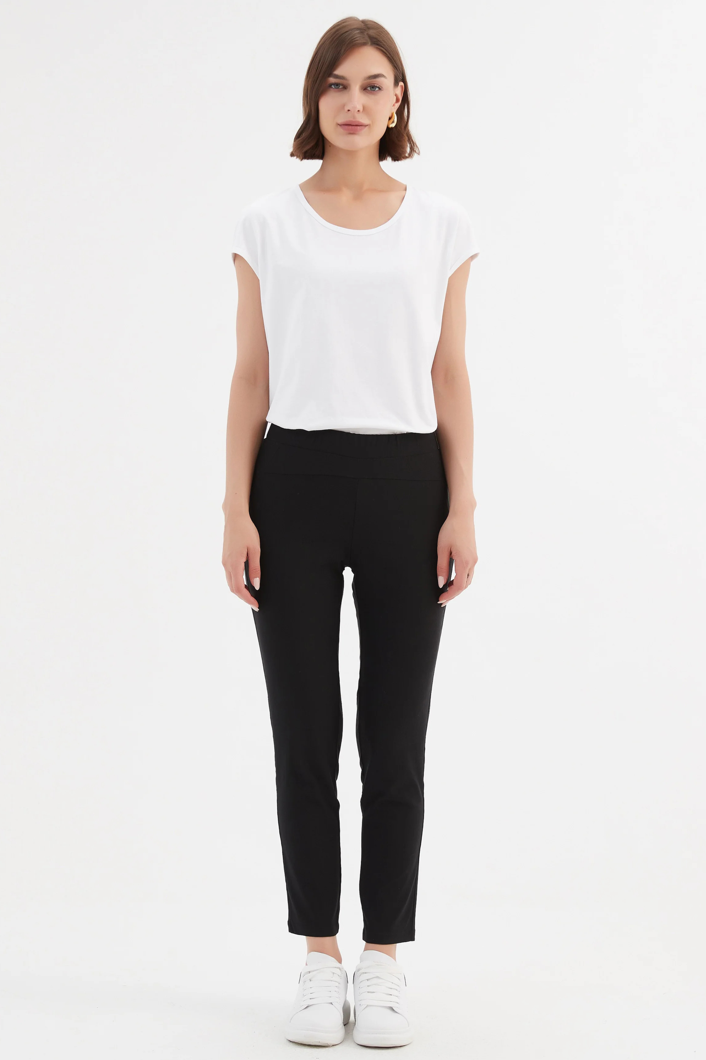 Straight Crop Pant - Black