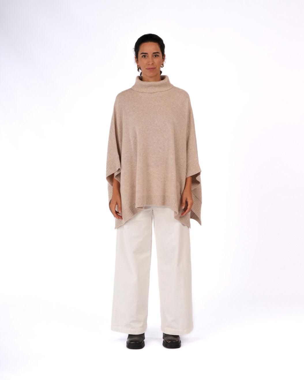 Agnes 100% NZ Lambswool Poncho - Light Oat