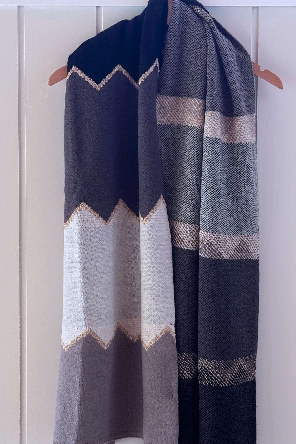 Scarf - Zig Zag