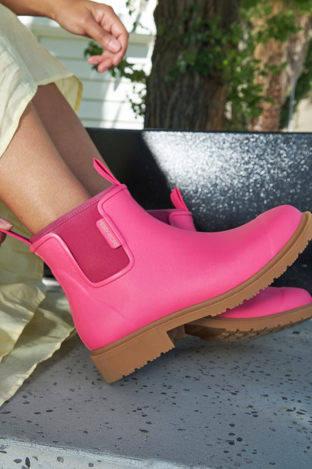 Merry People Bobbi Gumboots/Rainboots - Fuchsia
