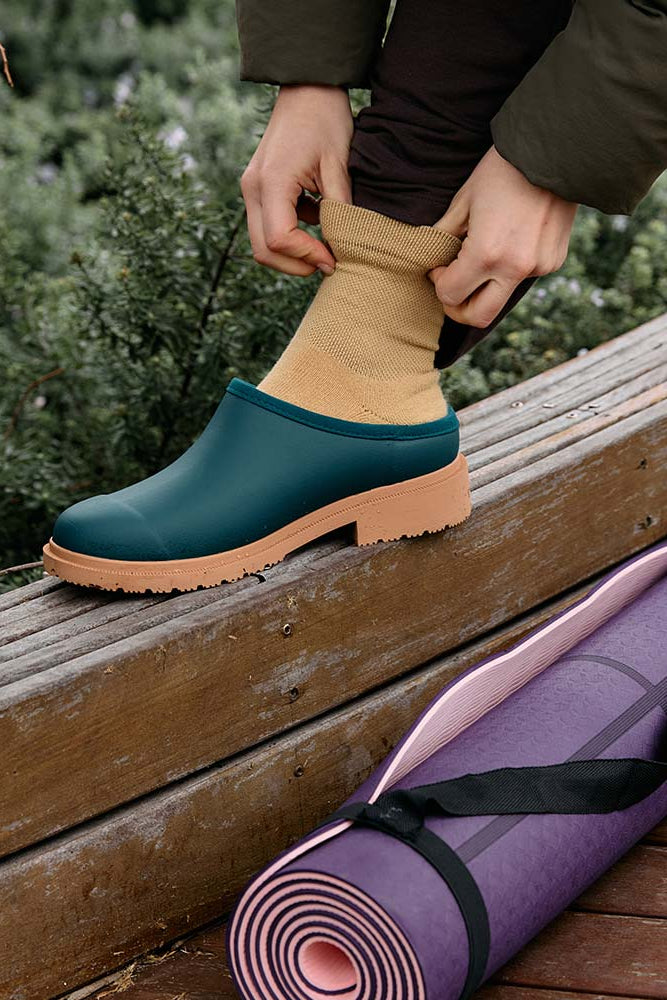 Merry People Billie Clog - Teal