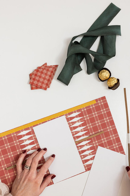 10 Pk Christmas Cracker Kit - Heirloom Holly