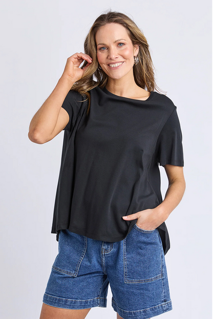 Elm Daisy Tee - Black