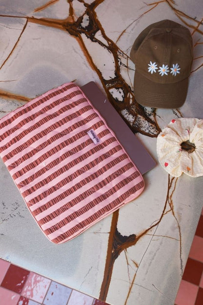 Mosey & Me Laptop Case - Sundae Seersucker