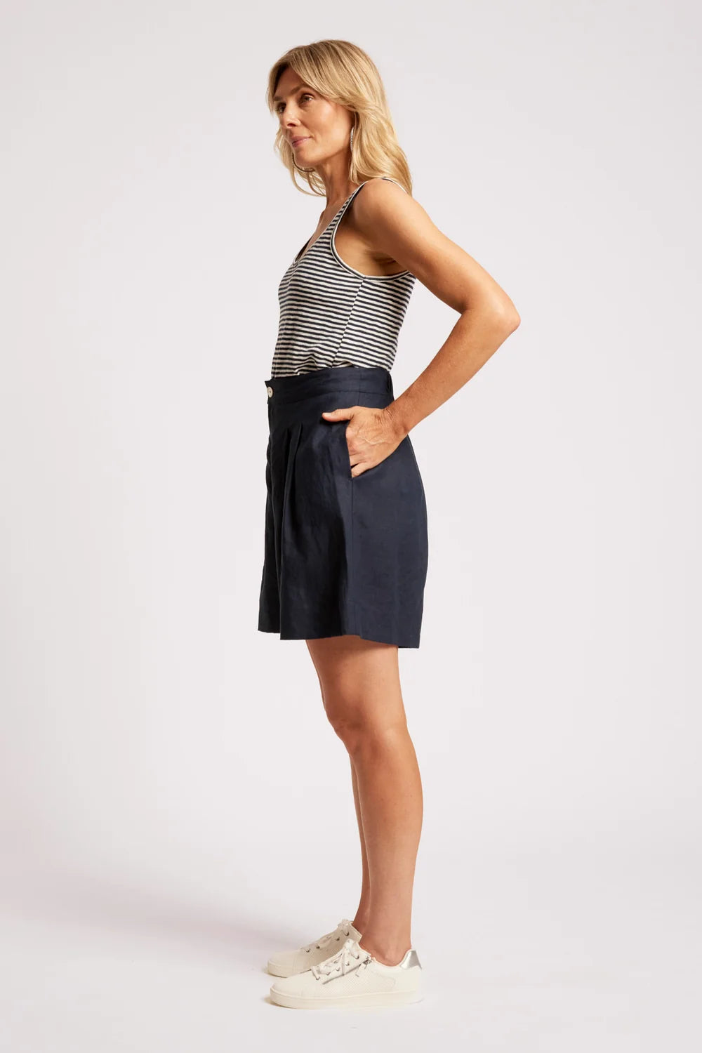 Cove Short - Indigo