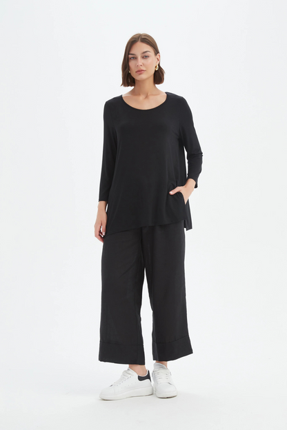 3/4 Slv Hanky Hem Tee - Black