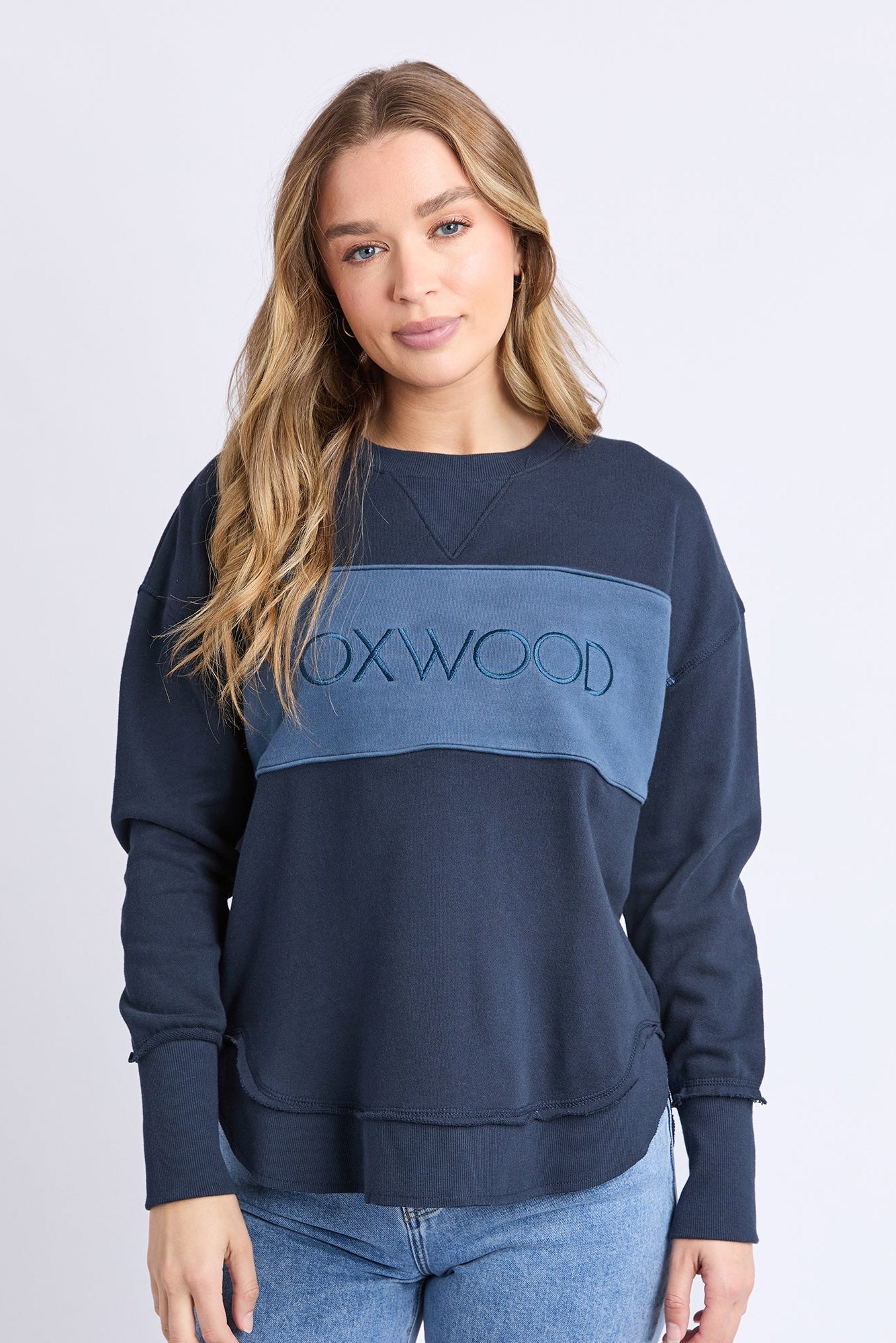 Simplified Tonal Crew - Navy